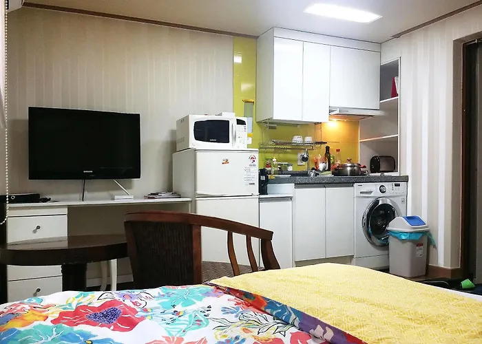 L-house